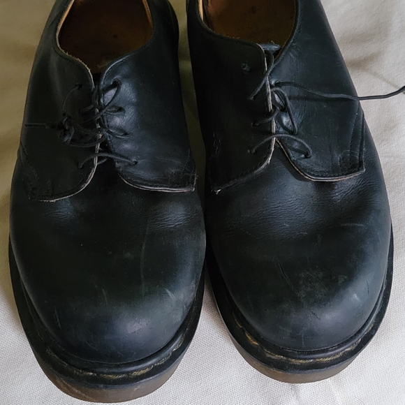 Doc Marten shoes - Picture 2 of 7